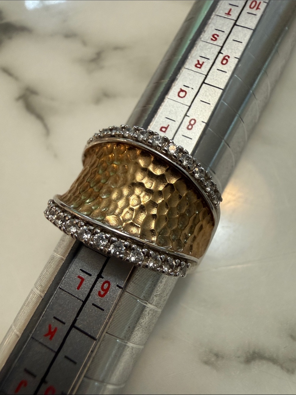 Espo gold-toned silver hammered signet ring with CZs, size 7